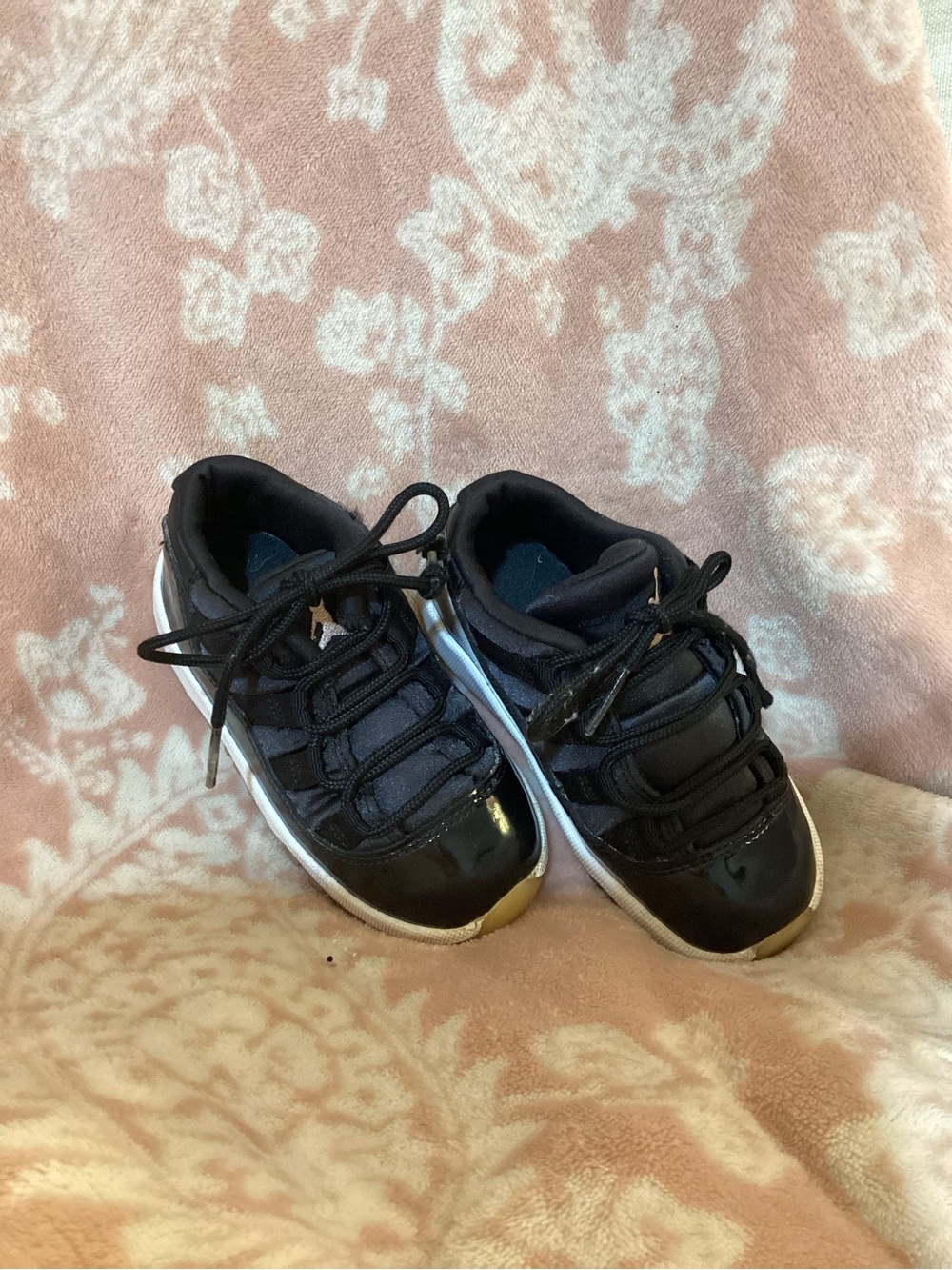 Nike Air Jordan 11 Retro Lo Black Athletic Sneakers - Comfortable Everyday Shoes